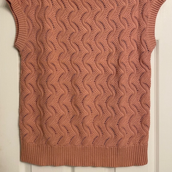 LOFT Sleeveless Tunic Sweater - Picture 2 of 8